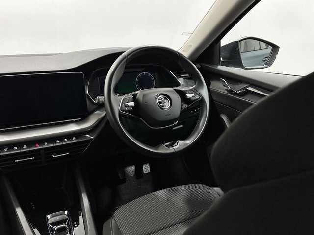 2021 Skoda Octavia - Photo 12