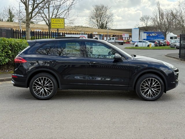 2015 Porsche Cayenne - Photo 8