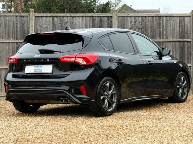 2019 Ford Focus - Photo 4