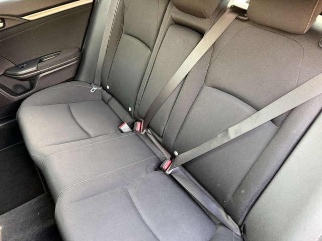 2018 Honda Civic - Photo 9