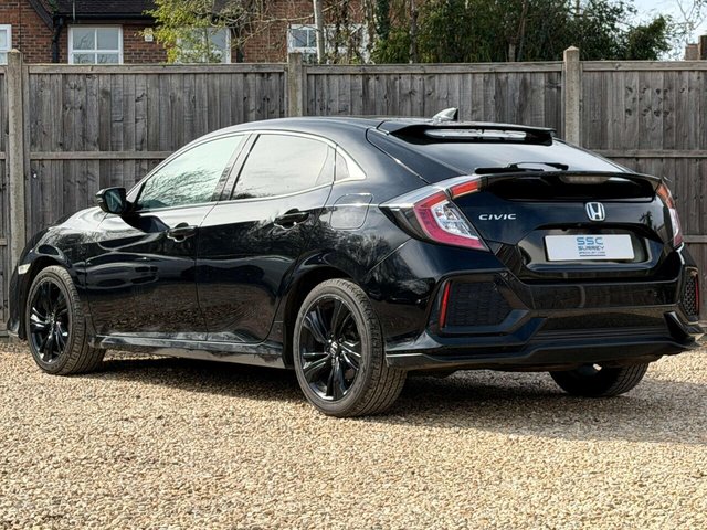 2018 Honda Civic - Photo 4