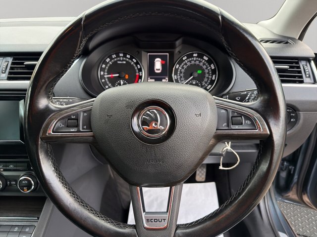 2017 Skoda Octavia - Photo 9