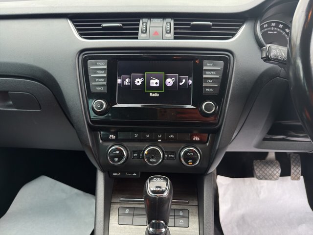 2017 Skoda Octavia - Photo 12