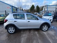 USED 2014 63 DACIA SANDERO STEPWAY 1.5 dCi Laureate Hatchback 5dr Diesel Manual Euro 5 (90 ps) 