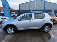USED 2014 63 DACIA SANDERO STEPWAY 1.5 dCi Laureate Hatchback 5dr Diesel Manual Euro 5 (90 ps) 