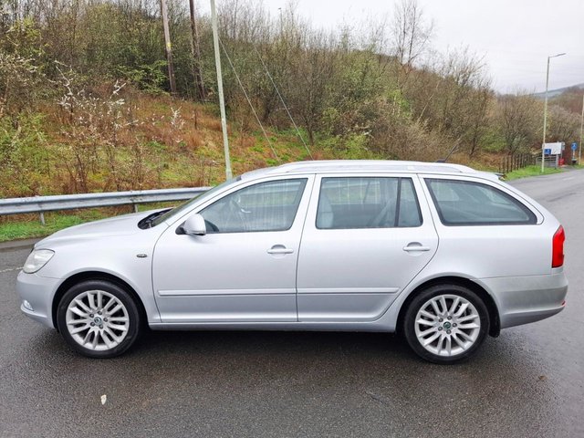 2011 SKODA OCTAVIA - Photo 4