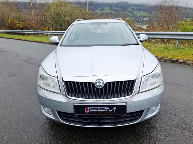 2011 SKODA OCTAVIA - Photo 2