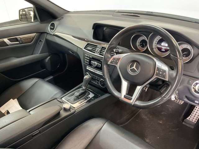 2013 MERCEDES-BENZ C-CLASS 2.1 C250 CDI BlueEfficiency AMG Sport Saloon 4dr Diesel G-Tronic+ Euro 5 (s/s) (204 ps) - Photo 10