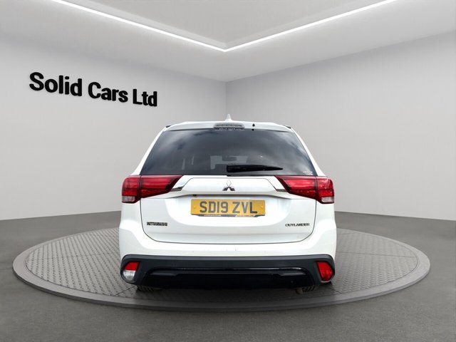 2019 Mitsubishi Outlander 2L Black 5dr - Photo 5