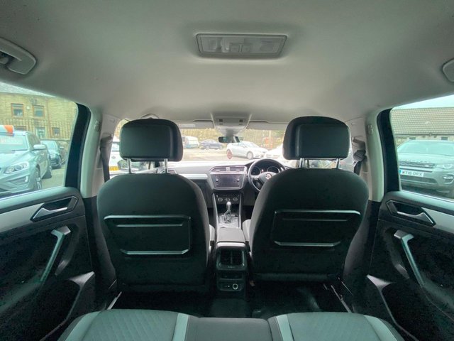 2017 VOLKSWAGEN TIGUAN - Photo 12