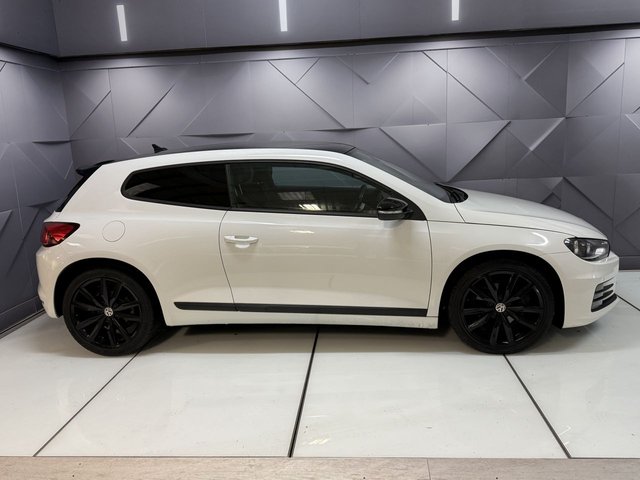 2017 VOLKSWAGEN SCIROCCO 2.0 TDI BlueMotion Tech GT Black Edition Hatchback 3dr Diesel Manual Euro 6 (s/s) (150 ps) - Photo 8