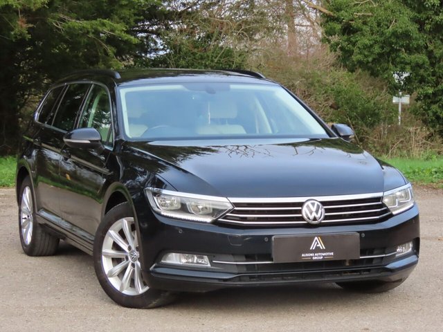 2018 VOLKSWAGEN PASSAT - Photo 4