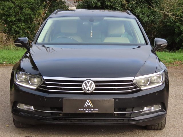 2018 VOLKSWAGEN PASSAT - Photo 3