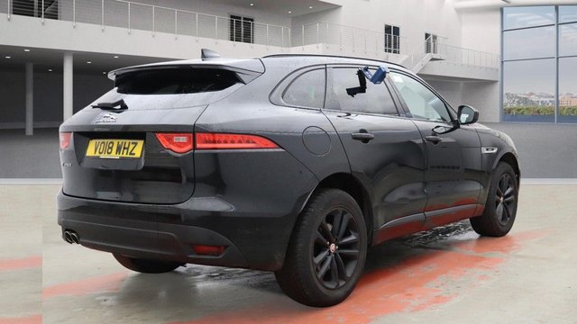 2018 Jaguar F-Pace 2L R-Sport 5dr - Photo 10
