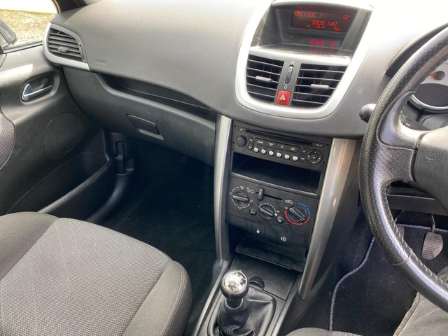 PEUGEOT 207 1.4 Sport 5dr - Photo 8