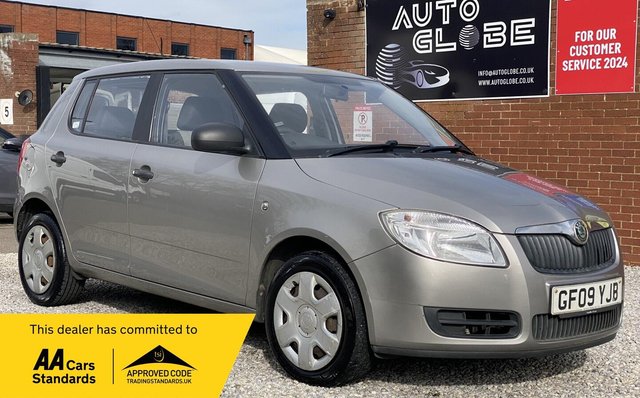 2009 FABIA 1.2 HTP 6V 1 5DR 2009 100,000 MANUAL 1.2 LTR BEIGE PETROL... photo