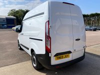 USED 2020 69 FORD TRANSIT CUSTOM Leader L1 H2 2.0 300 EcoBlue Diesel SWB High Top Panel Van Manual Euro 6 (s/s) (105 bhp) Ford replaced wet belt on 28.10.2024 @ 48,062 miles - Only 61,285 miles - EURO 6, high top, A/C, Bluetooth, front & rear parking sensors, heated electric mirrors, E/W, DAB Radio, USB port, driver's airbag, factory fitted bulkhead, side loading door, ply lined, fog lights, remote Central Locking, security locks, finance arranged on site & 6 months premium Autoguard warranty