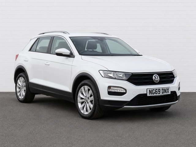 View our Volkswagen T-Roc 1.5 TSI GPF EVO SE SUV 5dr Petrol Manual Euro 6 (s/s) (150 ps)