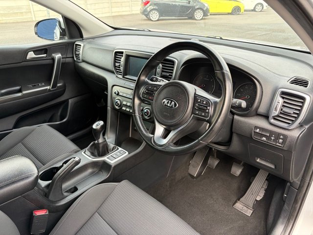 2017 KIA SPORTAGE - Photo 10