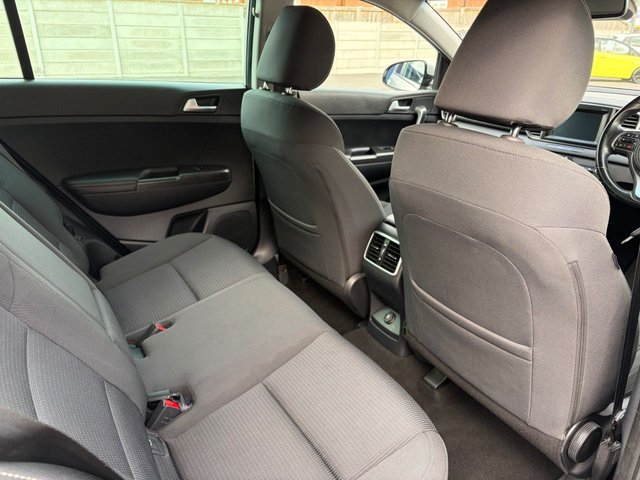 2017 KIA SPORTAGE - Photo 11