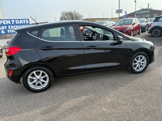 2018 FORD FIESTA - Photo 5