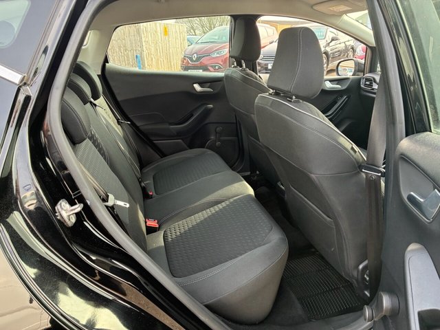 2018 FORD FIESTA - Photo 8