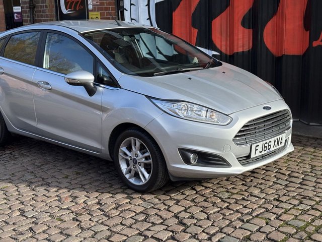 2016 FORD FIESTA - Photo 10