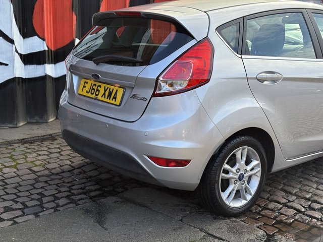 2016 FORD FIESTA - Photo 12