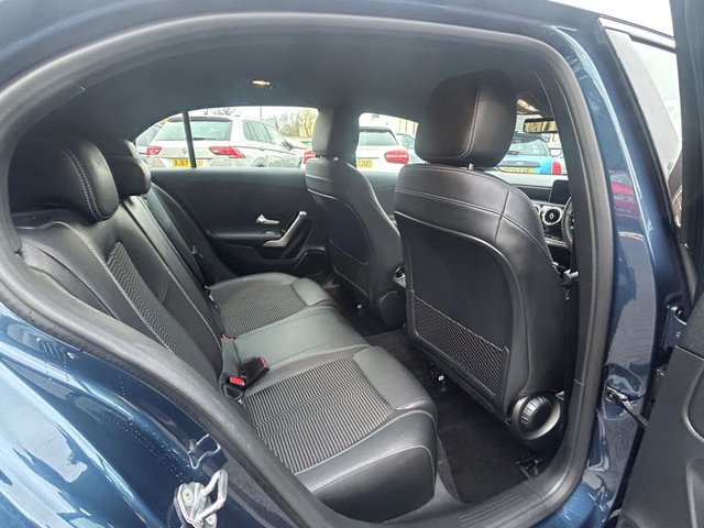 2019 Mercedes-Benz A-CLASS - Photo 12