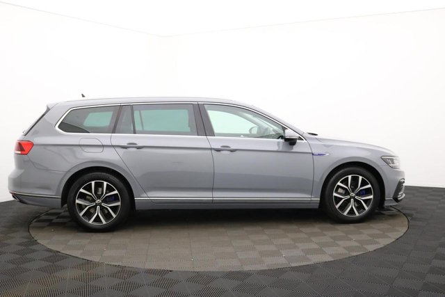 2021 Volkswagen Passat 1.4L Gte 5dr - Photo 2