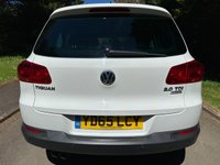 USED 2015 65 VOLKSWAGEN TIGUAN 2.0 TDI BlueMotion Tech Match SUV 5dr Diesel Manual 2WD Euro 5 (s/s) (140 ps) Front & Rear Parking Sensors,2 Keys