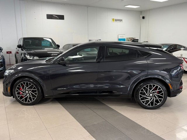 2021 FORD MUSTANG MACH-E - Photo 4