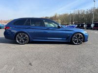 USED 2021 71 BMW 5 SERIES 2.0 520d MHT M Sport Touring 5dr Diesel Hybrid Steptronic Euro 6 (s/s) (190 ps) HK AUDIO - HUD - MHEV