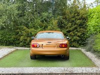 USED 2011 R MAZDA MX-5 0.0L 