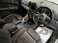 USED 2018 18 MINI COUNTRYMAN 1.5 Cooper SUV 5dr Petrol Manual Euro 6 (s/s) (136 ps) - AA INSPECTED (&pound;8995 OF FACTORY EXTRA'S)