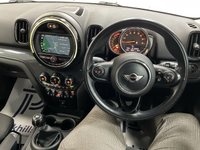 USED 2018 18 MINI COUNTRYMAN 1.5 Cooper SUV 5dr Petrol Manual Euro 6 (s/s) (136 ps) - AA INSPECTED (&pound;8995 OF FACTORY EXTRA'S)