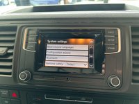 USED 2016 66 VOLKSWAGEN TRANSPORTER 2.0 TDI T28 BlueMotion Tech Highline CREW CAB (6 SEATS) 5dr Diesel Manual FWD SWB Euro 6 (s/s) (102 ps) 