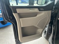 USED 2016 66 VOLKSWAGEN TRANSPORTER 2.0 TDI T28 BlueMotion Tech Highline CREW CAB (6 SEATS) 5dr Diesel Manual FWD SWB Euro 6 (s/s) (102 ps) 