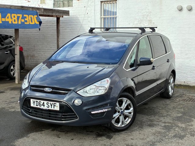 2014 Ford S-Max 2L Titanium 5dr - Photo 3