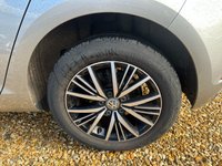USED 2017 67 VOLKSWAGEN GOLF 1.6 TDI SE Nav Hatchback 5dr Diesel Manual Euro 6 (s/s) (115 ps) GREAT SERVICE HISTORY WITH THIS CAR