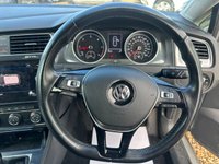 USED 2017 67 VOLKSWAGEN GOLF 1.6 TDI SE Nav Hatchback 5dr Diesel Manual Euro 6 (s/s) (115 ps) GREAT SERVICE HISTORY WITH THIS CAR