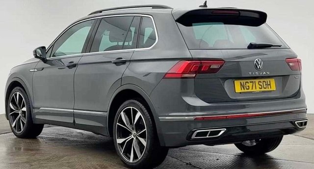 2022 VOLKSWAGEN TIGUAN 2.0 TDI R-Line SUV 5dr Diesel DSG 4Motion Euro 6 (s/s) (150 ps) - Photo 3