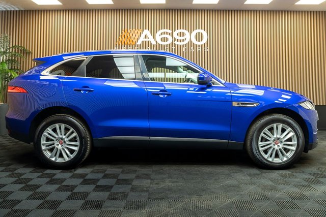 2017 Jaguar F-Pace 2L Portfolio 5dr - Photo 8