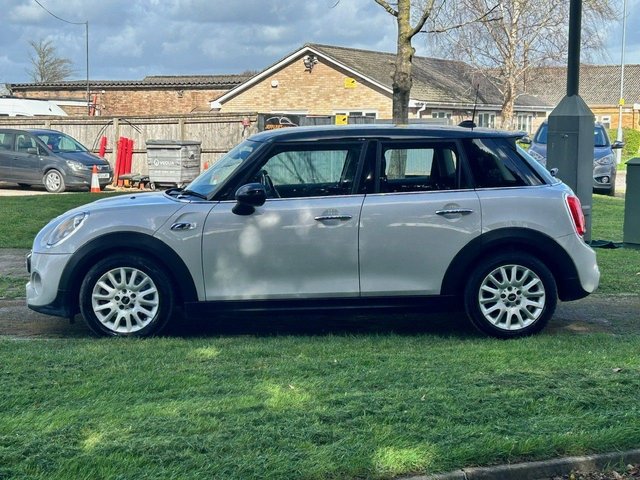 2015 MINI HATCH - Photo 4