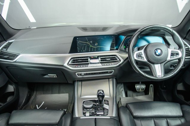 2021 BMW X5 - Photo 2