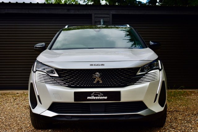 View our PEUGEOT 5008