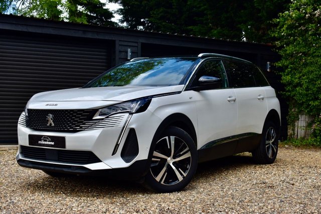 View our PEUGEOT 5008