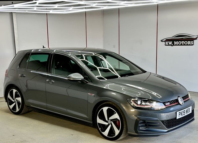 2019 VOLKSWAGEN GOLF