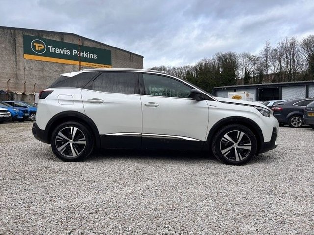 2018 PEUGEOT 3008 1.2 PureTech GT Line SUV 5dr Petrol Manual Euro 6 (s/s) (130 ps) - Photo 3