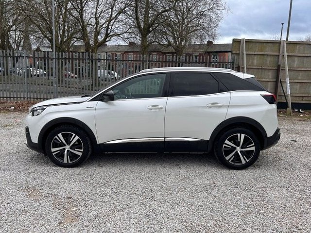 2018 PEUGEOT 3008 1.2 PureTech GT Line SUV 5dr Petrol Manual Euro 6 (s/s) (130 ps) - Photo 8